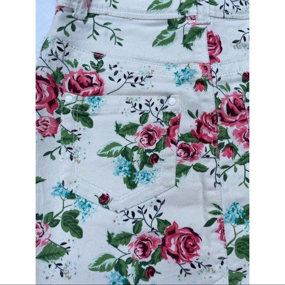 Stretch Jean Denim Flirty Fun Floral Summer Mini Skirt H&M - Picture 3 of 5